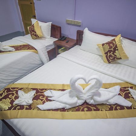 Golden Gum-Kino Hotel Mandalay Bagian luar foto
