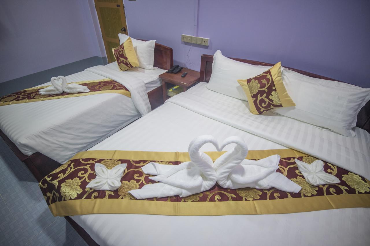 Golden Gum-Kino Hotel Mandalay Bagian luar foto