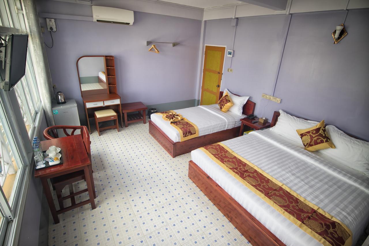 Golden Gum-Kino Hotel Mandalay Bagian luar foto