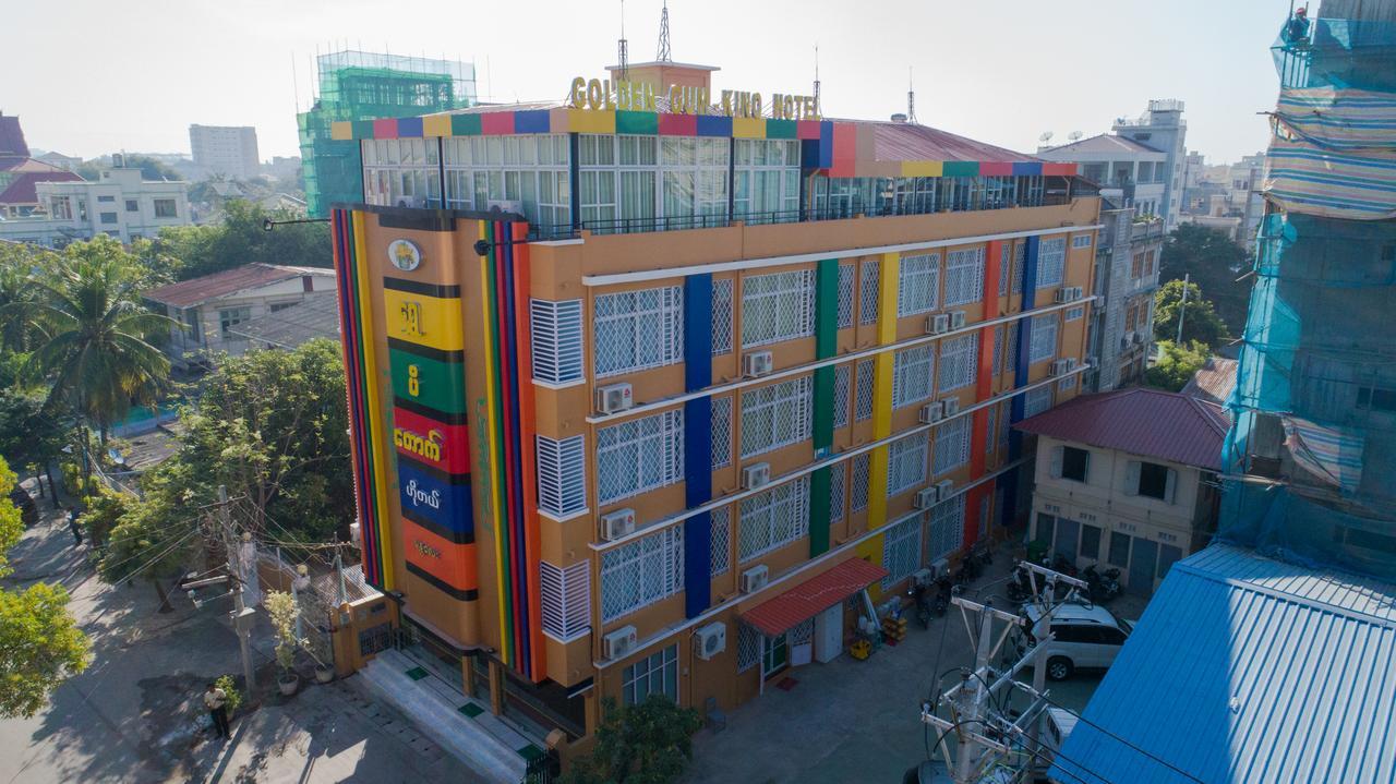 Golden Gum-Kino Hotel Mandalay Bagian luar foto